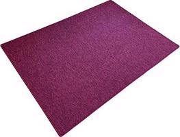 Kusový koberec Astra vínový